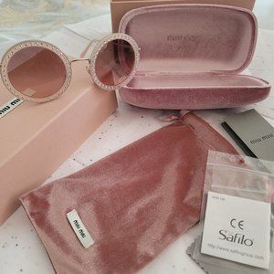 sold out miu miu sunglass